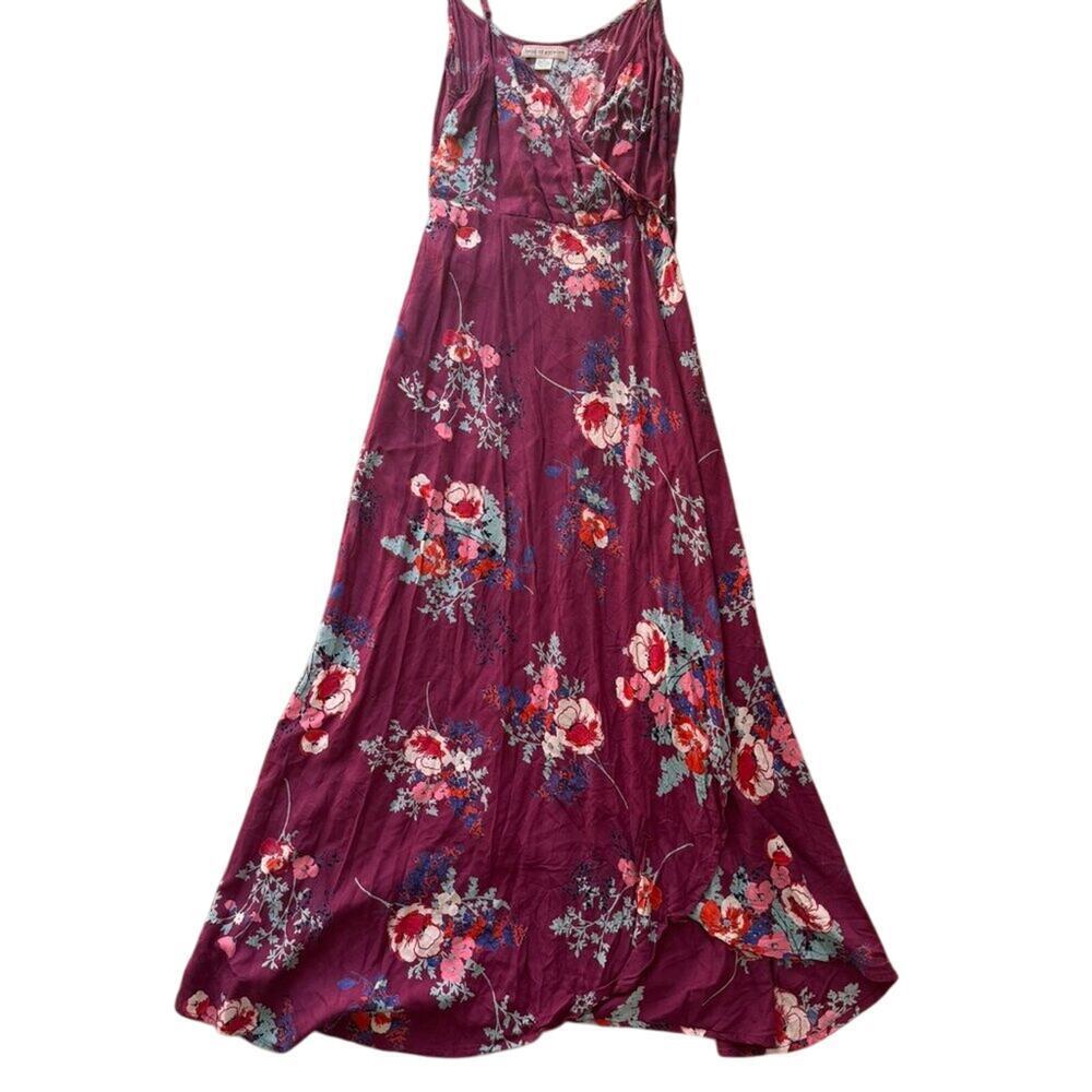 Band of Gypsies Maroon Floral Wrap Maxi Dress – Small